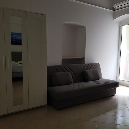 טריג'אנו Di Fronzo Guest House A מראה חיצוני תמונה